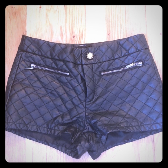 Black Going Out Shorts - Picture 1 of 3